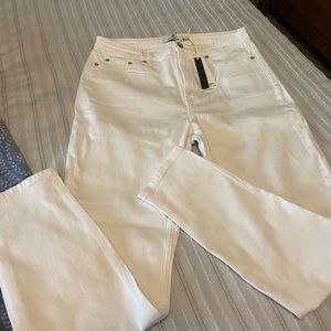 White jeans, Vineyard Vines, size 32